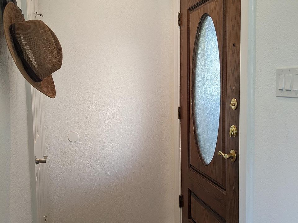 1st image of 3001 Cedar St APT 302