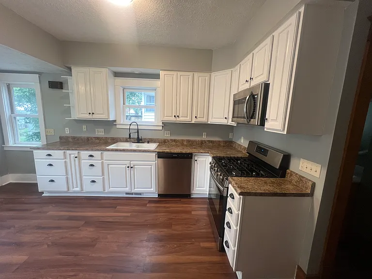 2356 S 35th Ave — Photo 30