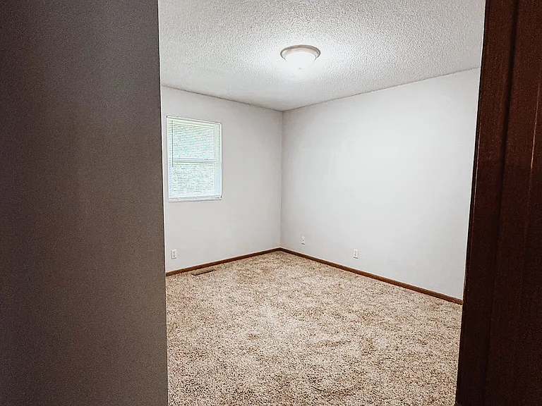 3211 Squire Ln — Photo 23