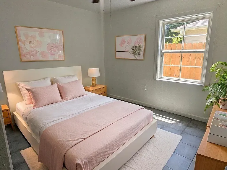 9129 Oak Knoll Ln — Photo 11