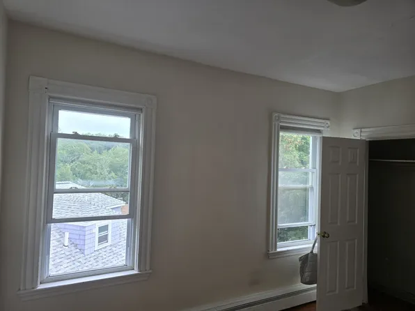 6 Timon Ave, Chestnut Hill, MA 02467