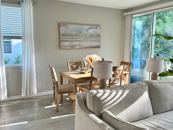 4th image of 17031 Coral Key Dr