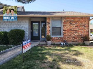 6812 NW Willow Springs Dr, Lawton, OK 73505