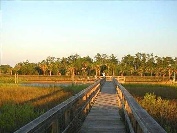nhood dock