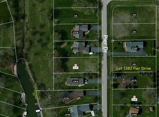 1382 Pier Dr, Davis, IL