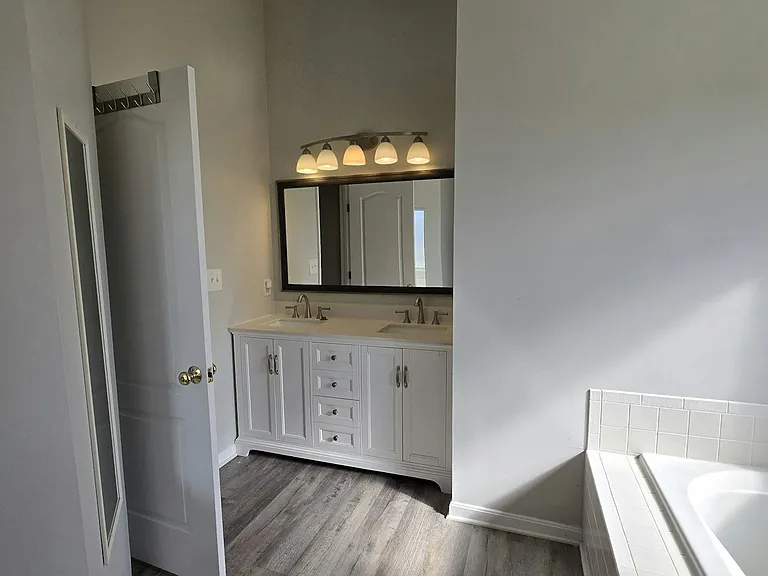 1146 Deercreek Dr — Photo 15