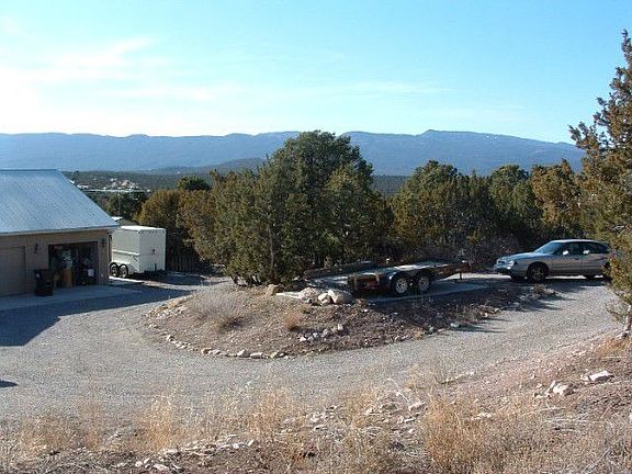 2nd image of 10 Vallecitos Loop
