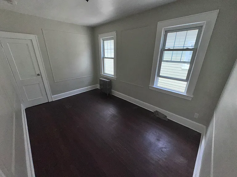 1043 Jefferson Ave #A — Photo 7