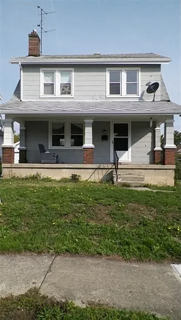 121 Maplelawn Dr photo 1