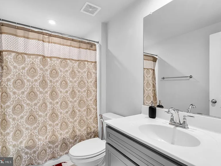 41919 Spring Air Dr — Photo 44