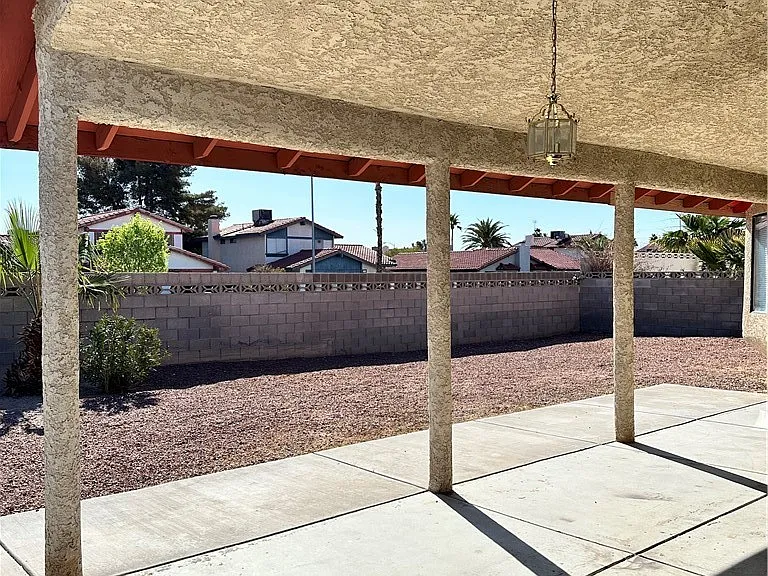 3910 Amy Marie Ct — Photo 18