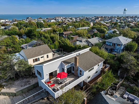 2nd image of 362 Surf Road