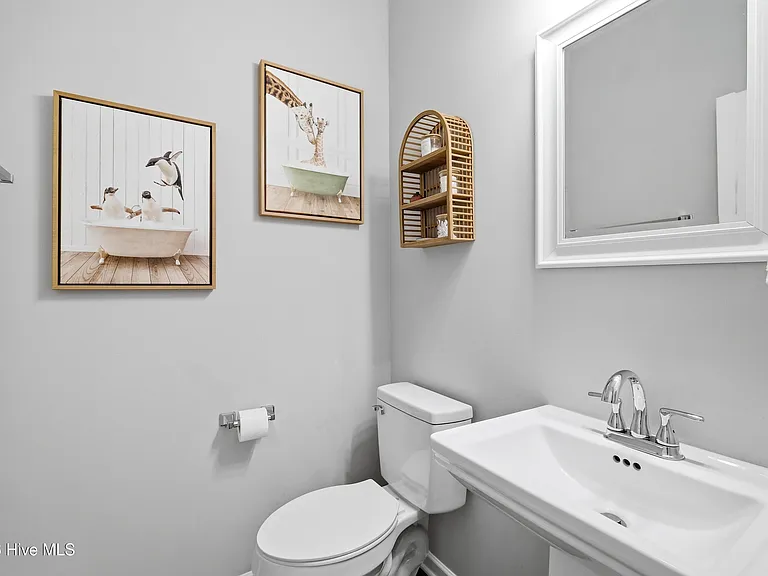 595 Bryant Rd — Photo 14