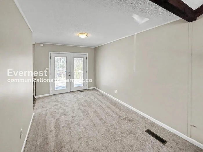 617 Carson Crest Cir — Photo 6