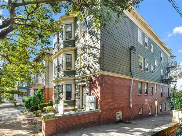 376 Benefit St, Providence, RI 02903