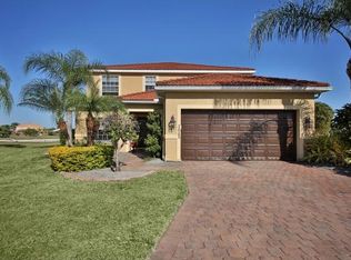 2645 Fishtail Palm Ct, Naples, FL 34120