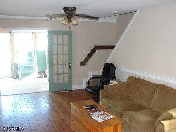 3rd image of 12 12th St