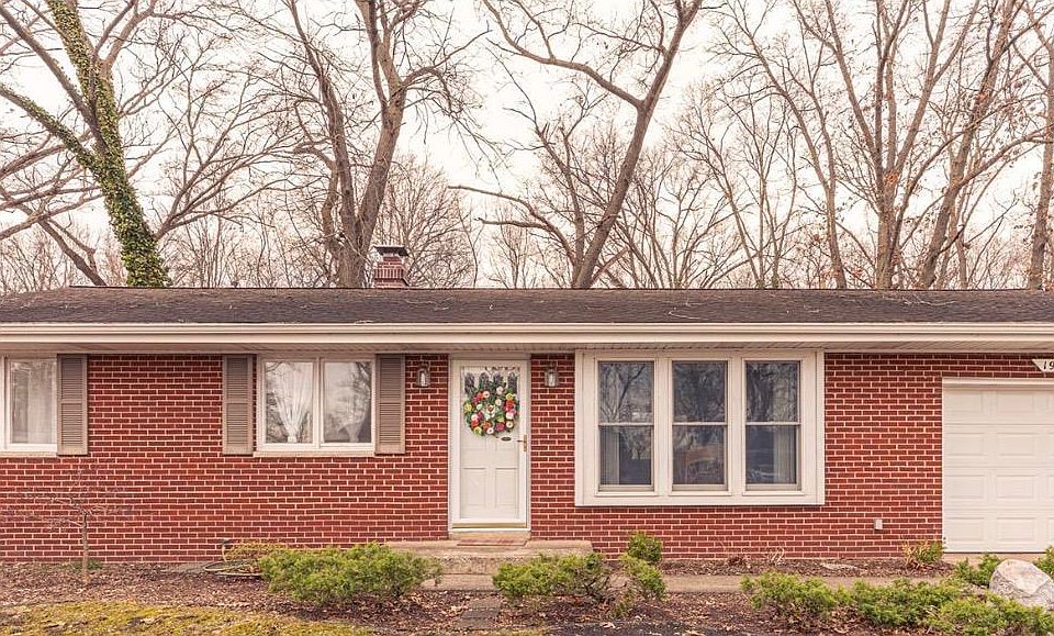 1st image of 19275 Wedgewood Dr