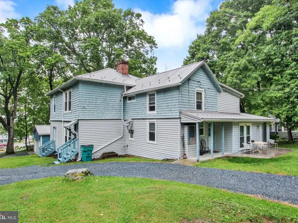25716 Military Rd, Cascade, MD 21719