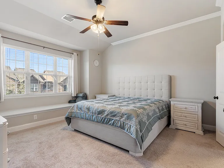 857 Dartford Dr — Photo 15