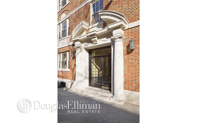 Sold by Douglas Elliman | media 15