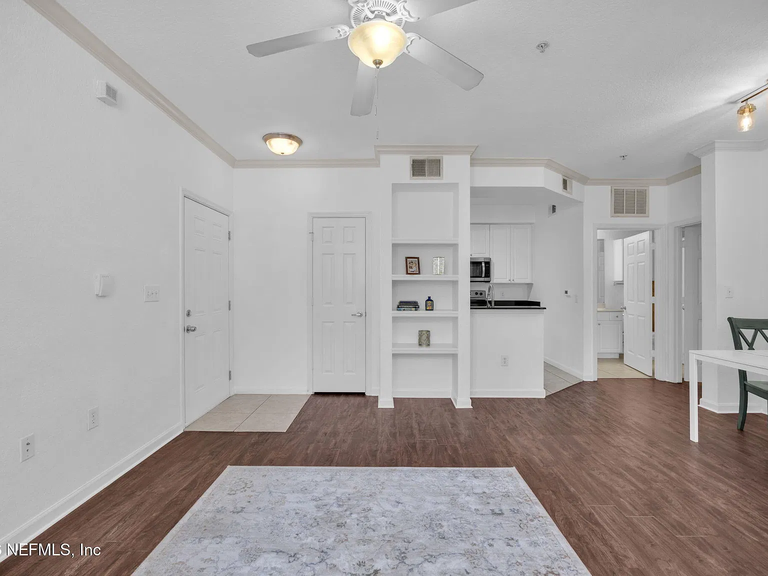 1 bed, 1.0 bath, 643 sqft, $1,350 — Photo 4