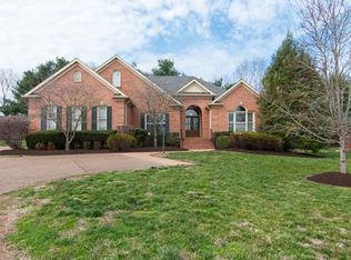 907 N Meadow Ln, Nashville, TN 37221