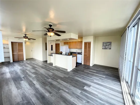 2801 Coconut Ave APT 3H, Honolulu, HI 96815