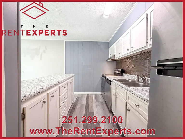 5809 Old Shell Rd #B2 — Photo 7