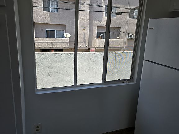 4th image of 12079 Lamanda St #4
