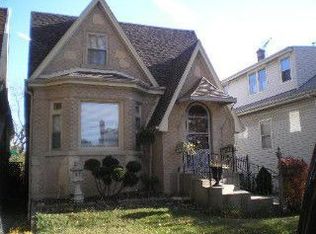 5041 N Kolmar Ave, Chicago, IL 60630