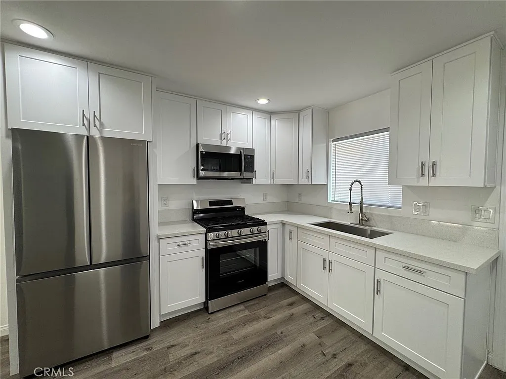 Studio, 360 sqft, $1,795 — Photo 2