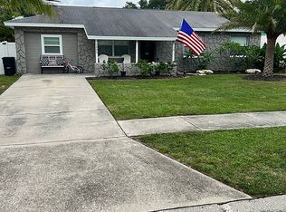 9095 109th Ter, Seminole, FL 33777