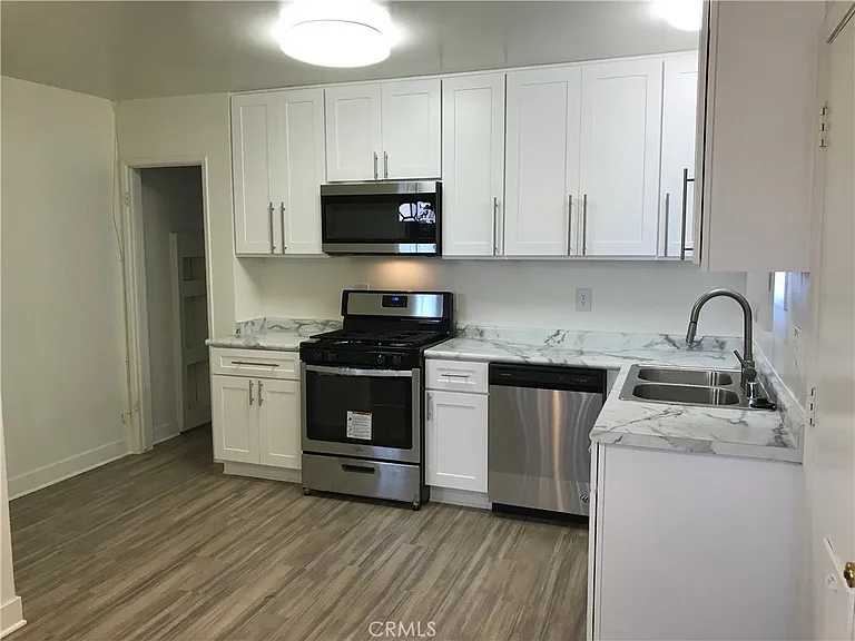 12081 Marigold Ave — Photo 5
