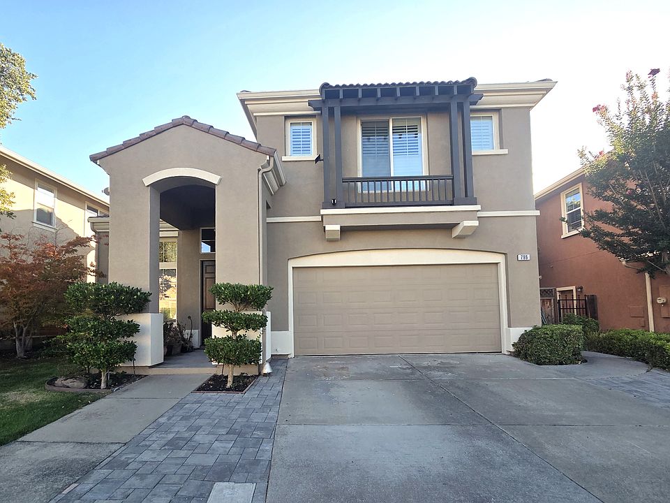 1st image of 796 Pradera Way