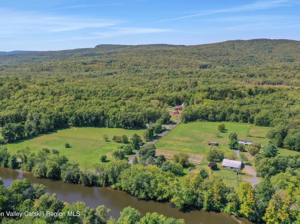 1 Dug Road, New Paltz, NY 12561