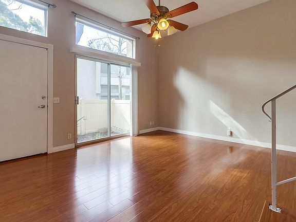 4th image of 8787 Gilman Dr Unit B