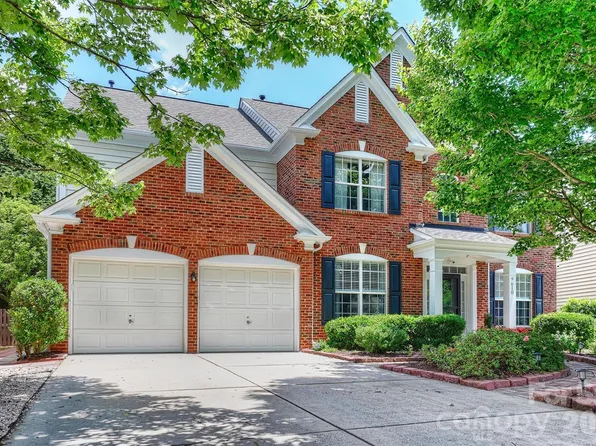 9610 Garland Ct, Charlotte, NC 28277