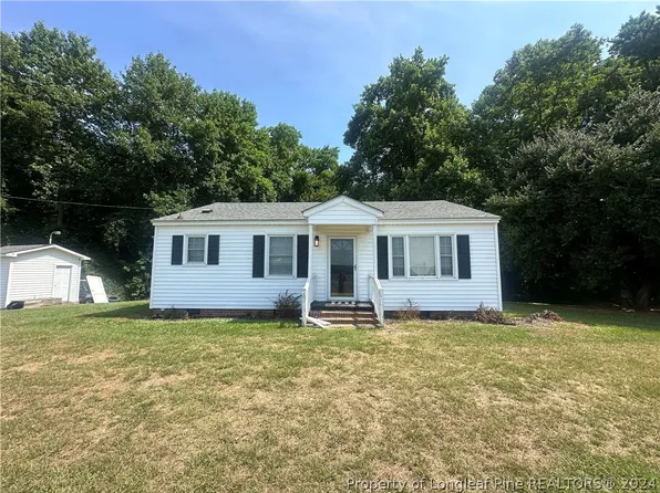 430 Simmons Rd, Clinton, NC 28328