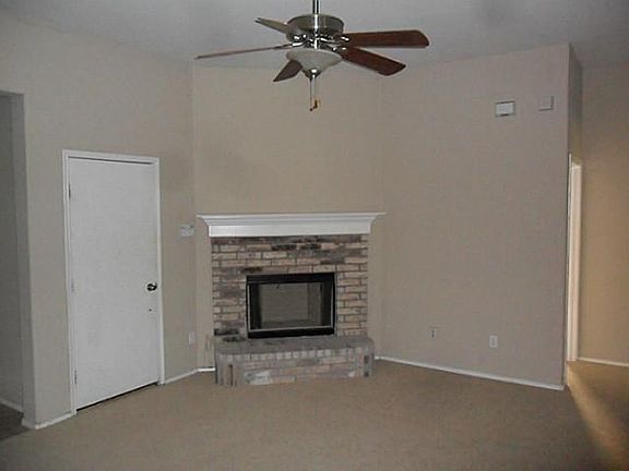 5th image of 1442 Sax Leigh Dr