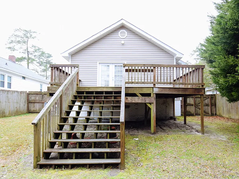 524 Pearl St — Photo 19