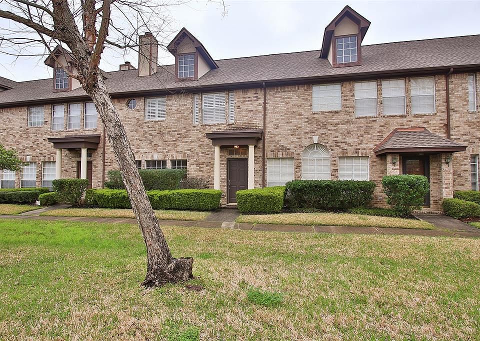 1st image of 2251 Broadlawn Dr