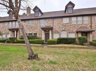 2251 Broadlawn Dr, Houston, TX 77058