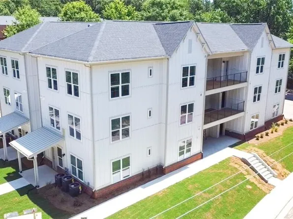 240 Martha Dr, Athens, GA