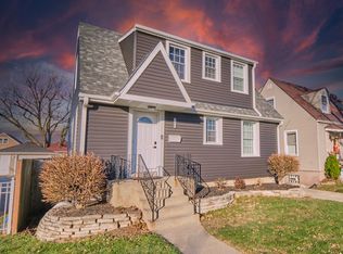 7314 W 58th St, Summit, IL 60501