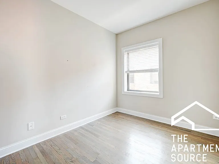 3405 W Fullerton Ave #3D — Photo 7