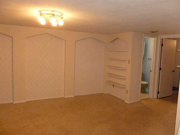 Ideal for familyroom-off etc