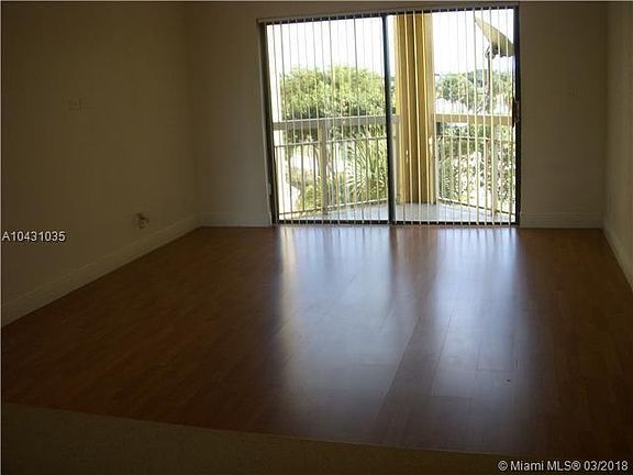 4th image of 8290 Lake Dr APT 429