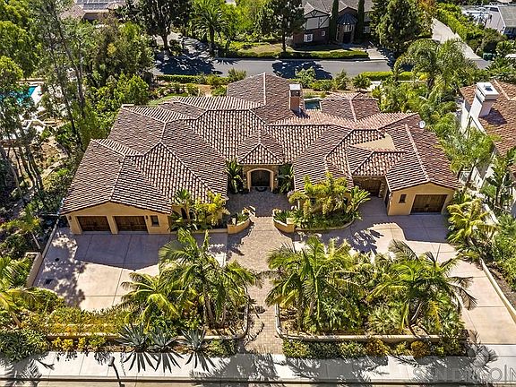2nd image of 7133 Obelisco Cir