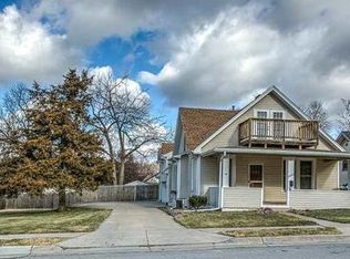 6020 Pine St, Omaha, NE 68106